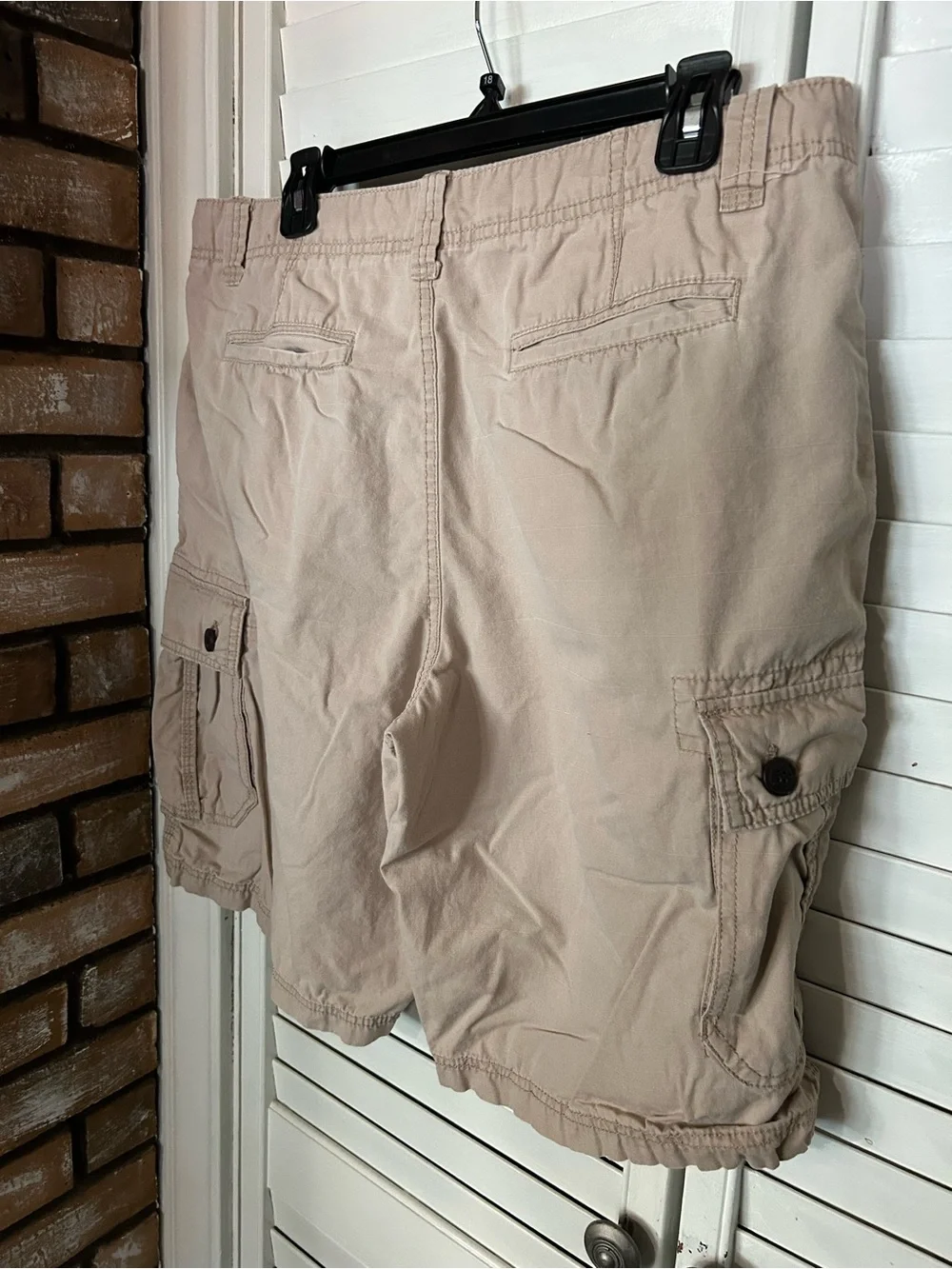 Men’s Urban Pipeline Cargo Shorts Size 34